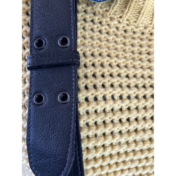 Free People Black Leather Crossbody Belt Bag - Convertible Hybrid Style - Picture 9 of 10